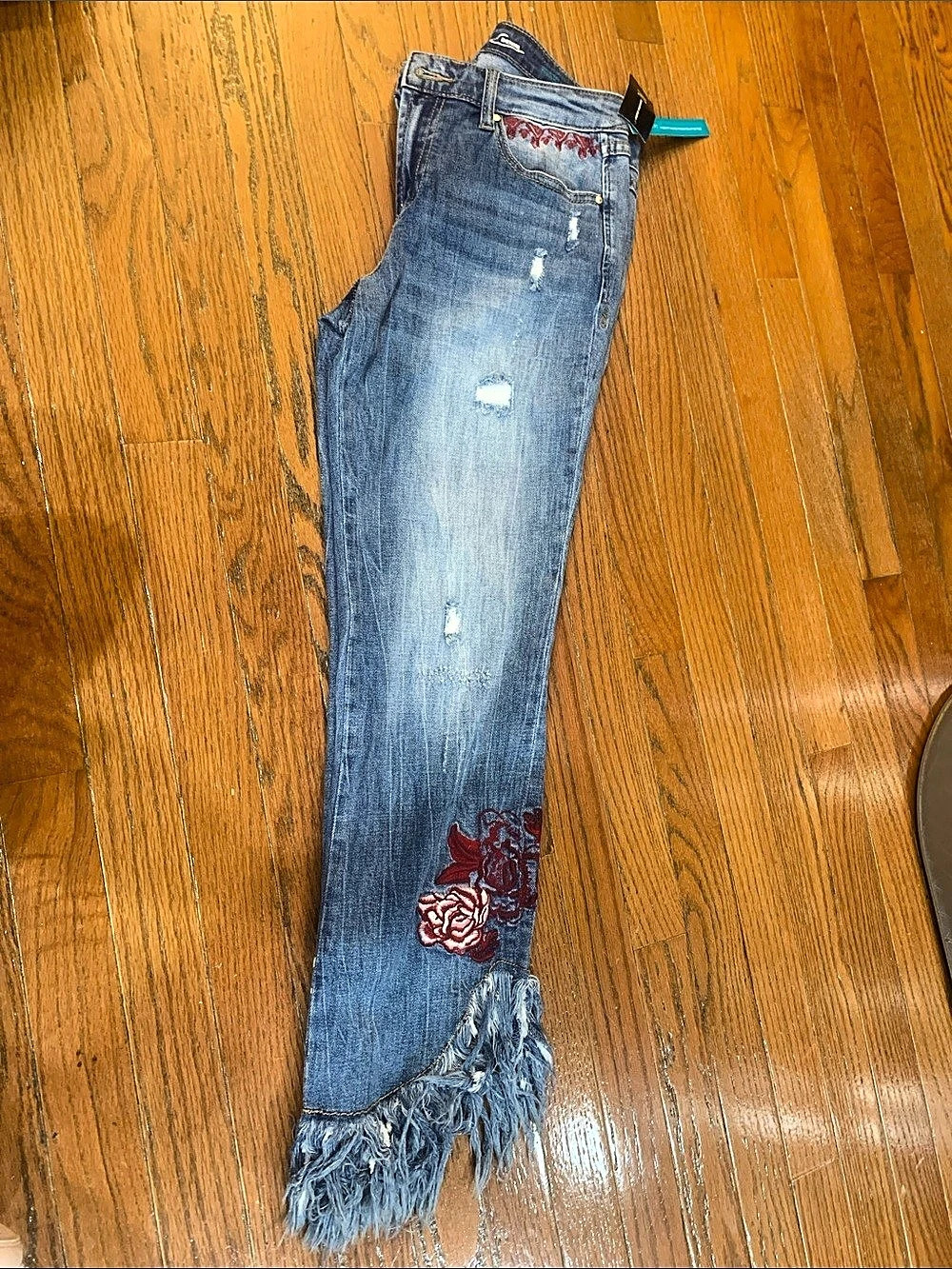 inc Skinny Leg Regular Fit Crop Distressed Crop Jeans in Blue Size 8 NWT